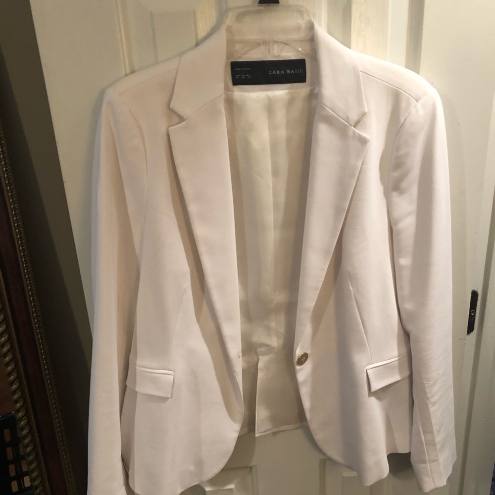 White Zara Blazer